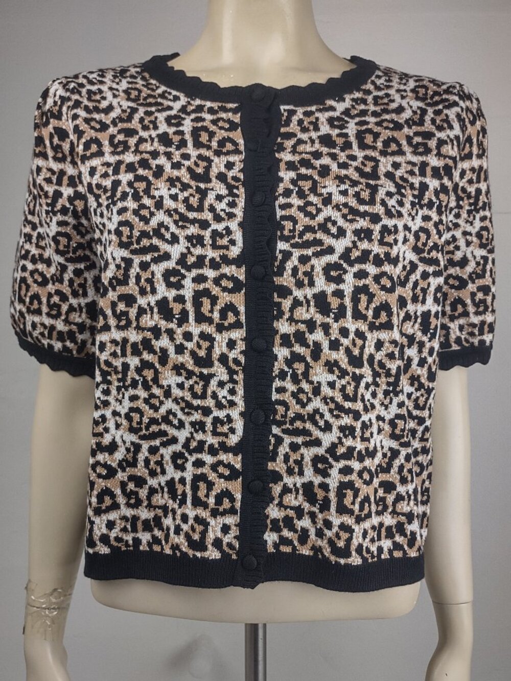 NWT Adrianna Papell animal print short sleeve cardigan sweater ladies Medium